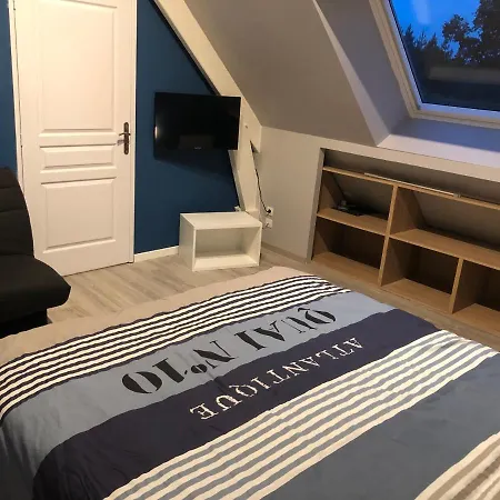 Apartman @ 10 Personnes Avec Piscine Interieure 31 Degres Zoo De 24 H Du Mans