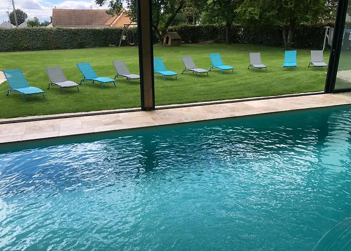 @ 10 Personnes Avec Piscine Interieure 31 Degres Zoo De 24 H Du Mans Apartamento La Flèche